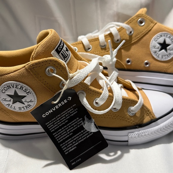 Converse high top - Picture 1 of 2